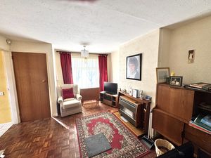 Photo 8- click for photo gallery